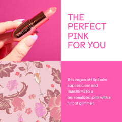 Aplicación del bálsamo Rosé de Winky Lux, color que cambia con el pH