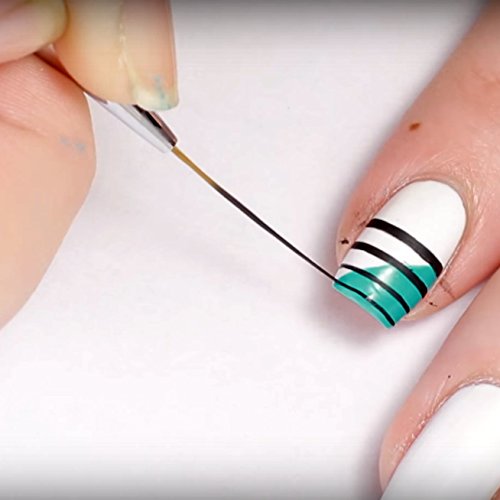 Winstonia nail art brush with acrylic handle for comfortable control