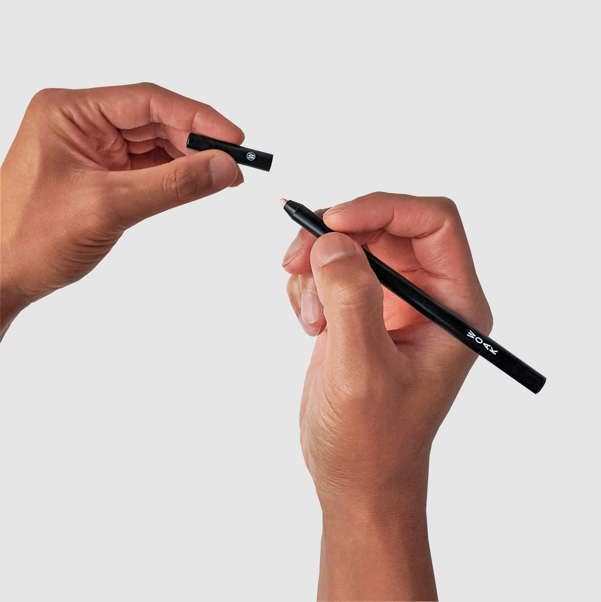 WOAK Stealth Fighter Pen, resistencia al sudor y al aceite para una cobertura duradera.