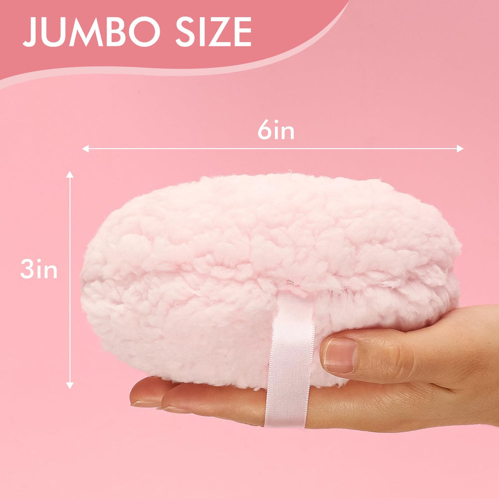 Soft plush WSYUB puff provides gentle touch for skin-friendly powdering