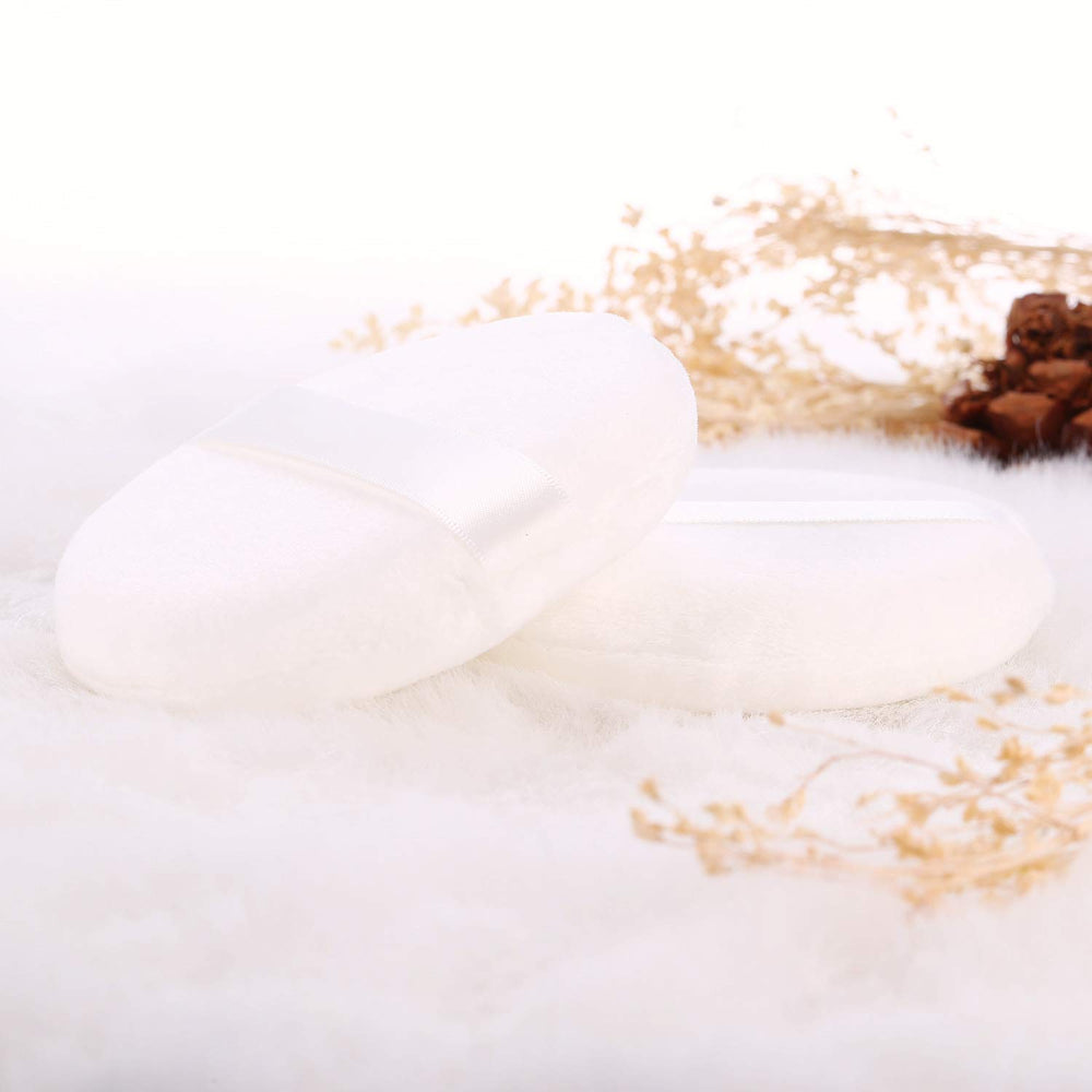 WSYUB puff size fits standard powder boxes for easy reapplication.