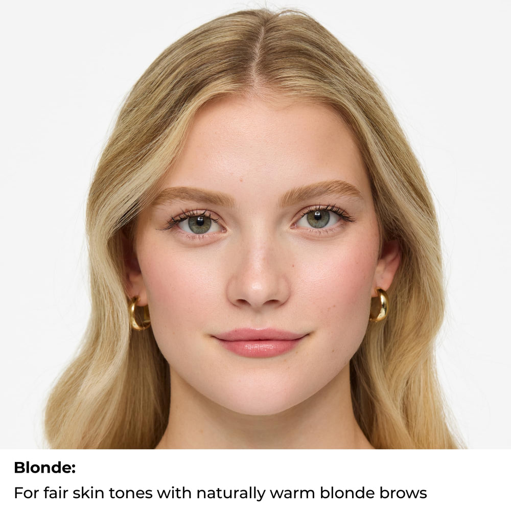 WUNDERBROW hair-like fibres close-up add natural fullness and texture.