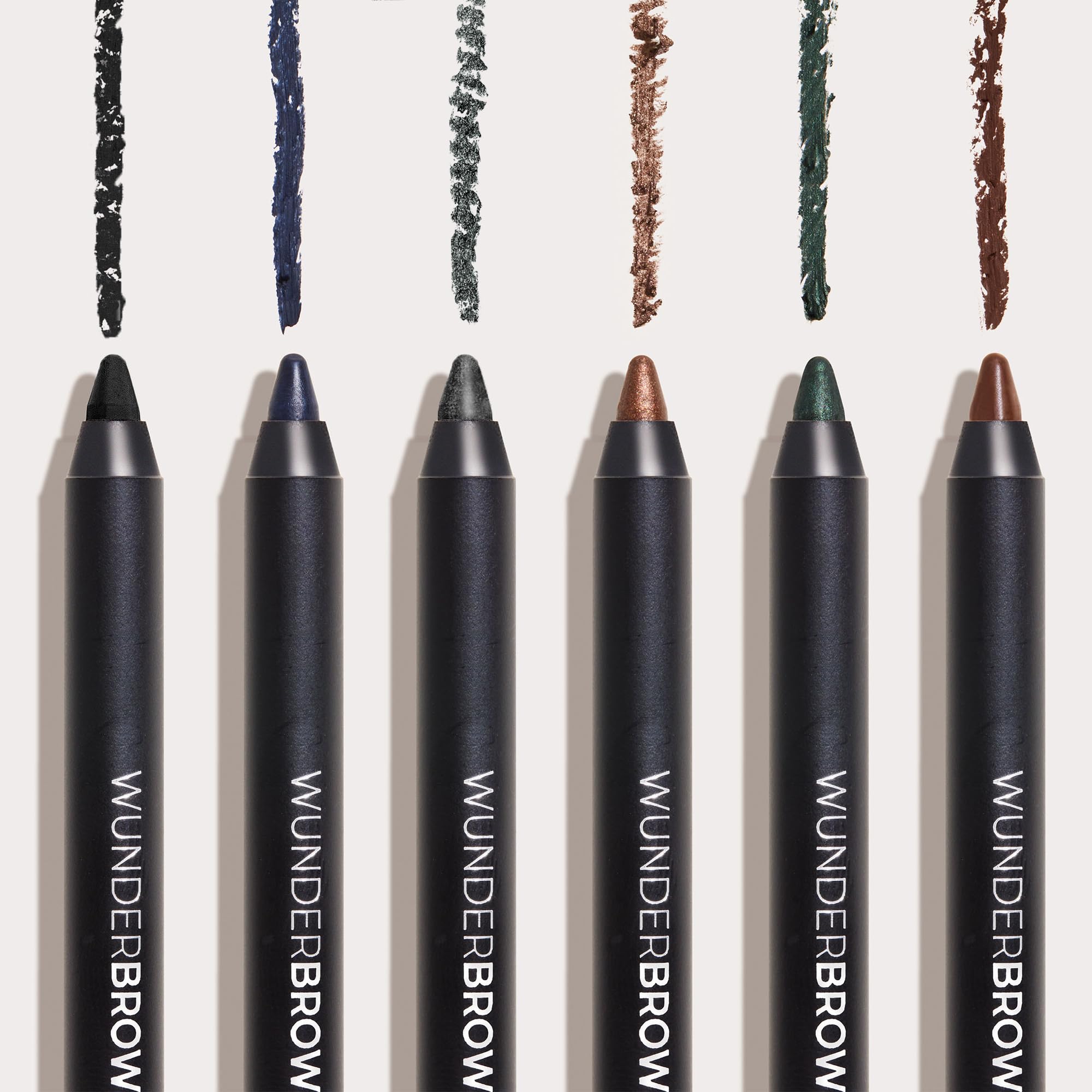 WUNDERBROW Lápiz delineador ideal para uso diario y looks definidos.