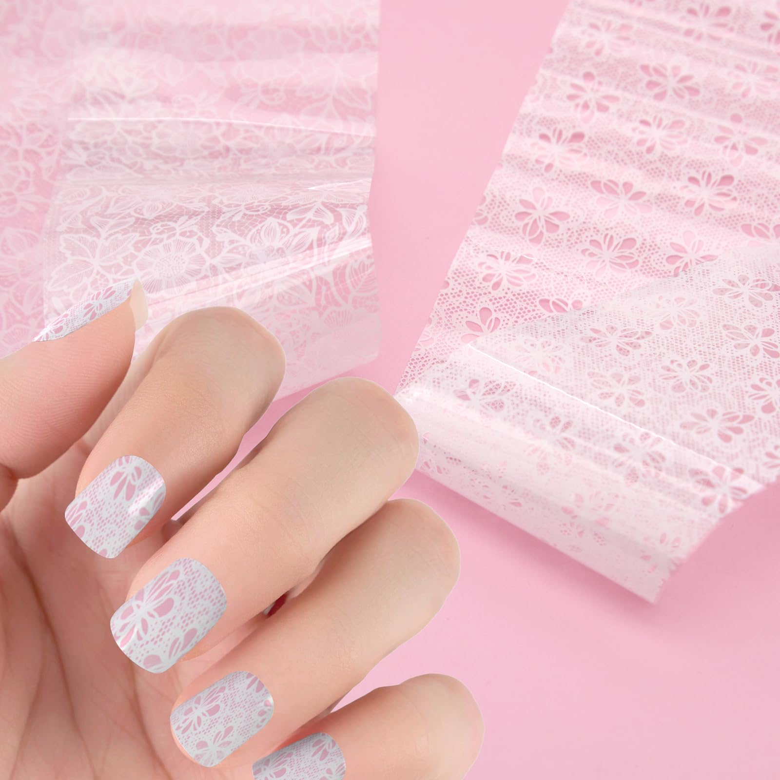 XEAOHESY 15-roll kit comes with storage boxes for tidy nail art.