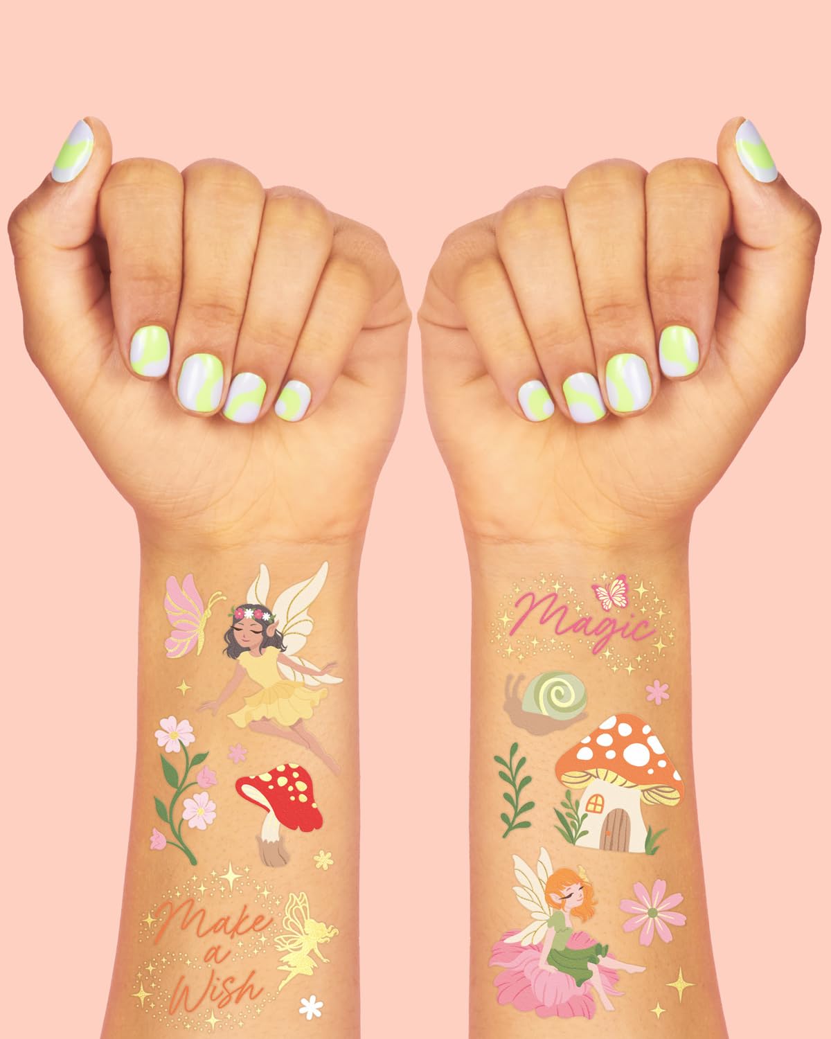 Mariposas y flores xo Fetti en tatuajes dorados para fiesta.