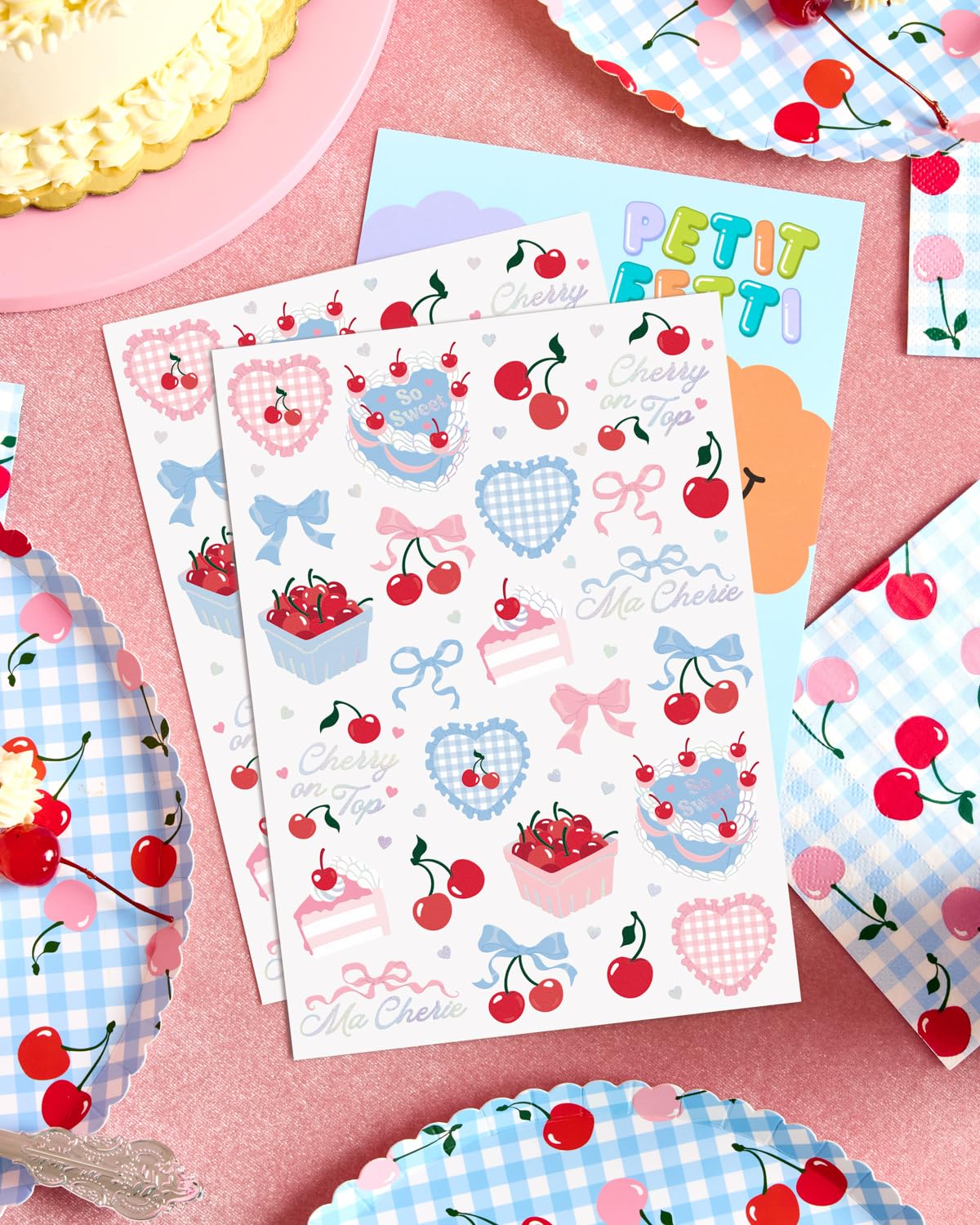 xo Fetti durable party tattoos – withstand day-to-night celebrations.
