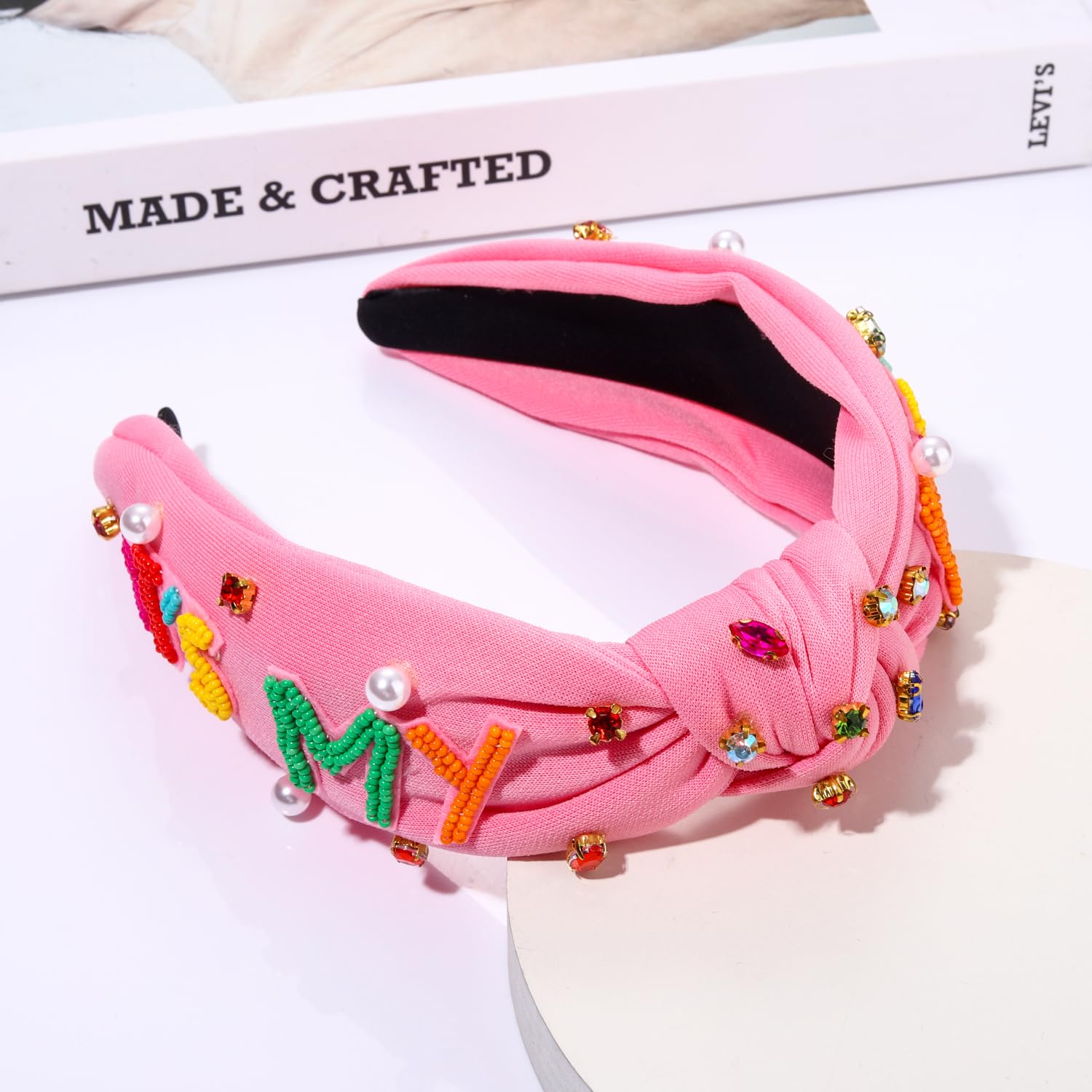 Diadema YAHPERN con destellos cristalinos para un look glamuroso.