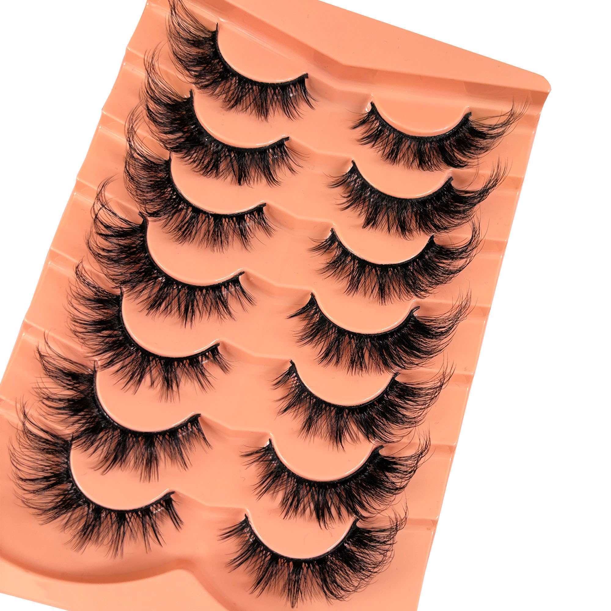 YASNAI 18mm mink-like lashes for added drama and volume