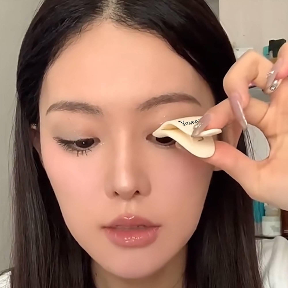 YASNAI dual-pack lash application tools support versatile use.