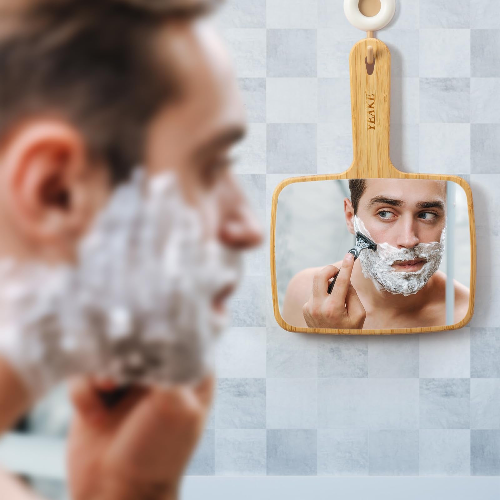 YEAKE mirror can be hung or held for flexible grooming