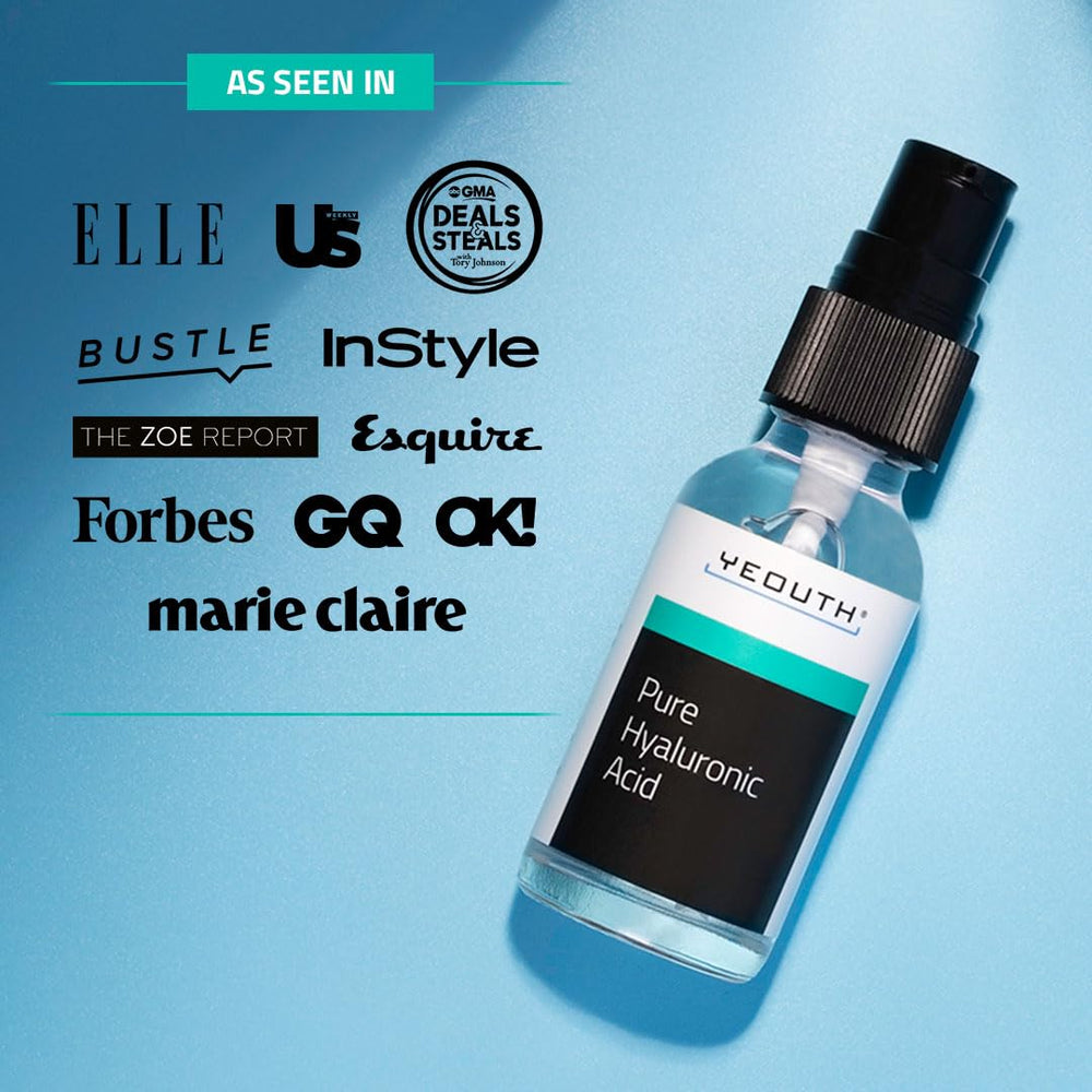Aplicación del serum hialurónico YEOUTH en la cara para humectación suave