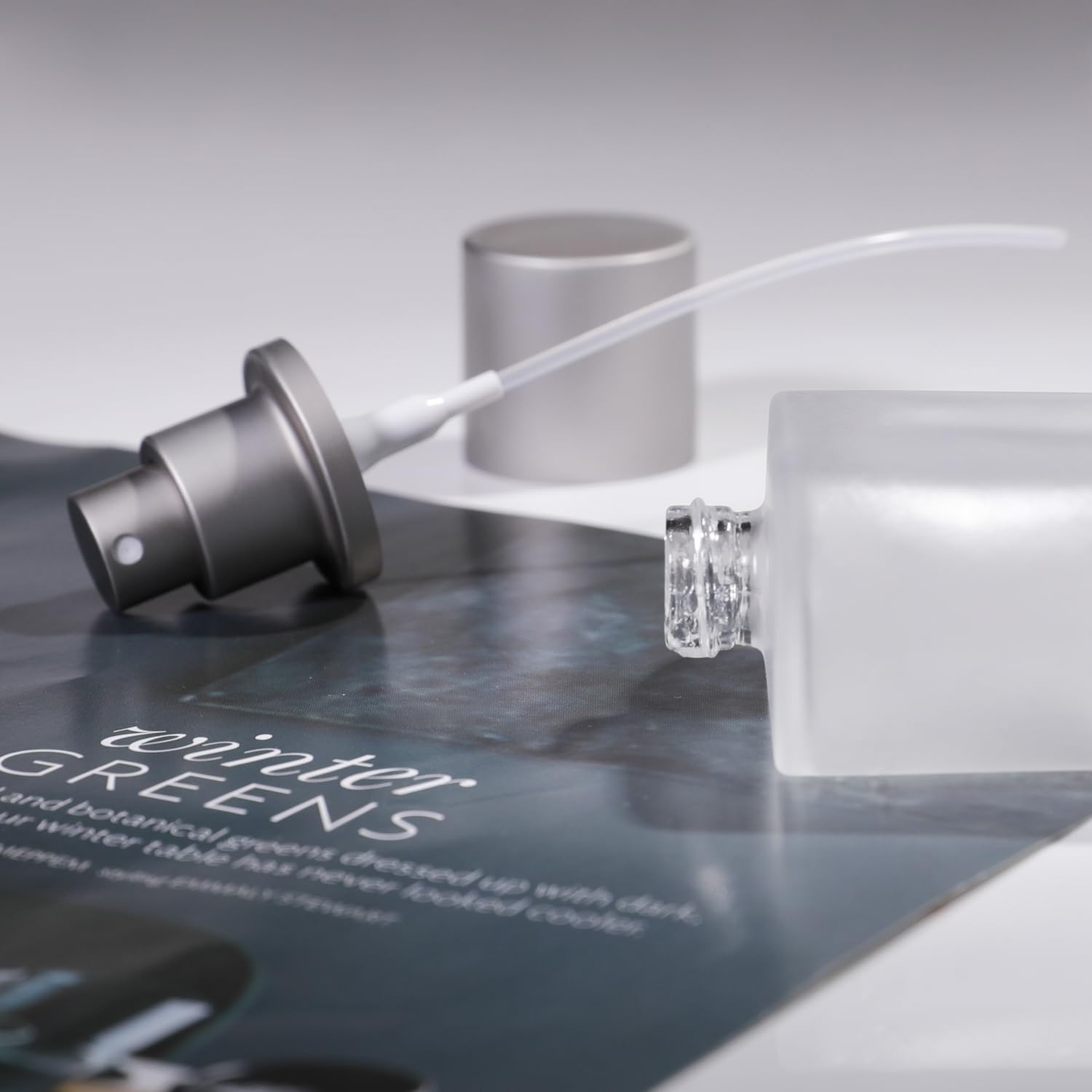 Yerpkefey sturdy glass construction offers durable, long-lasting use
