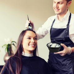 Yexixsr comb-brush applies dye evenly along lengths and roots.