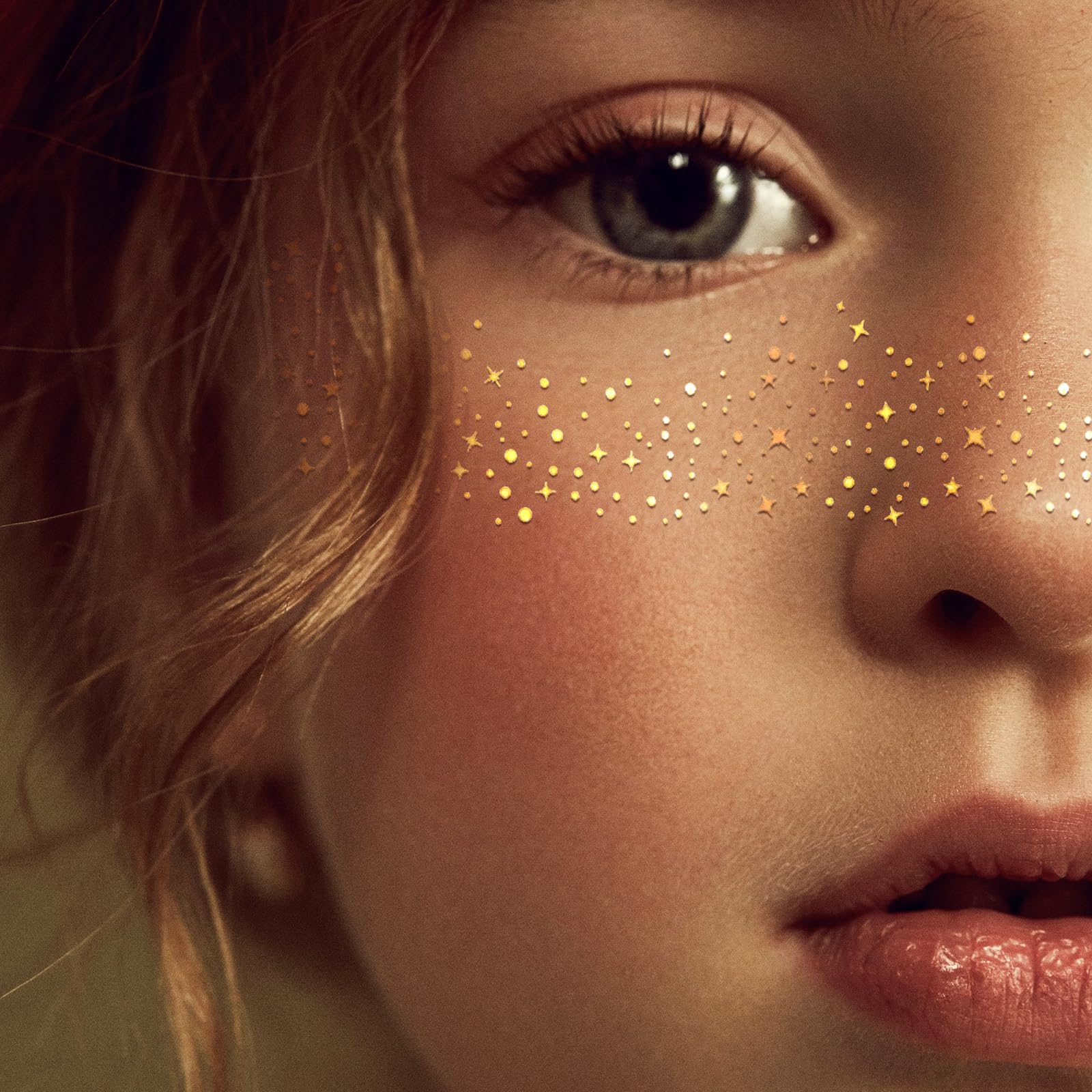 YGQQOY pecas doradas resisten sudor y agua para fiestas y verano.