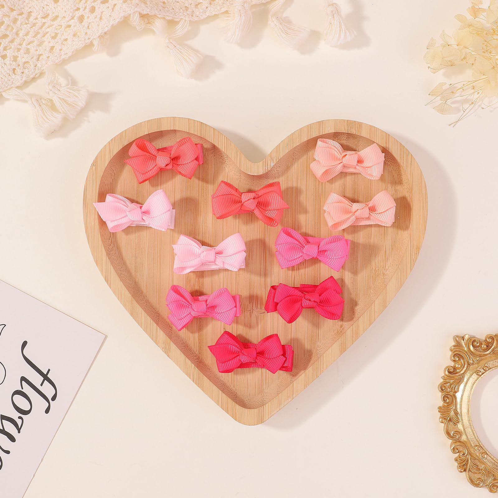 YHXX YLEN lightweight 1.2 inch bows—barely noticeable during playtime
