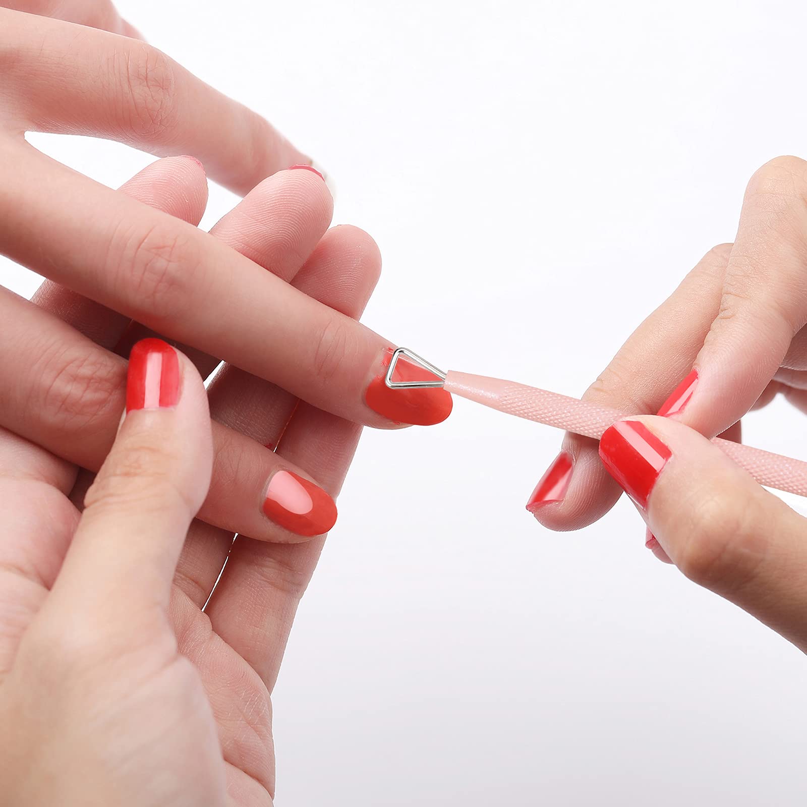 YINYIN ergonomic cuticle pusher provides comfortable, non slip use