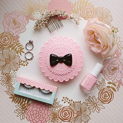 YiQiYi small cosmetic bag pink, convenient for on-the-spot touch-ups.