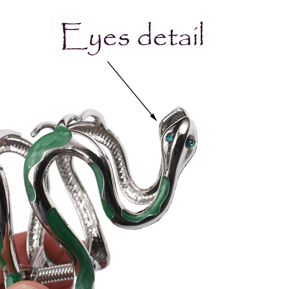 Ynxee daily-wear snake hair clip suits gothic and casual looks.
