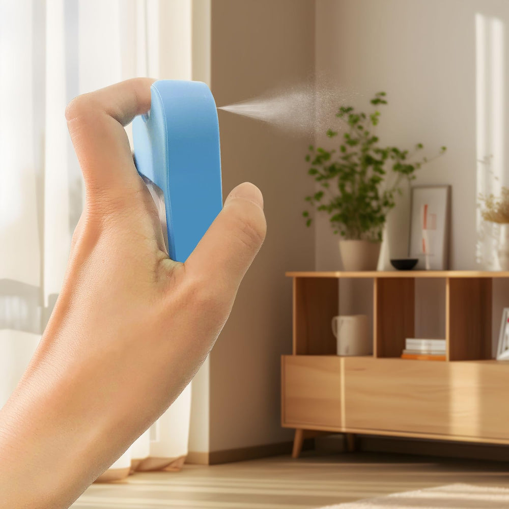 YOKAMIRA 7-piece card spray bottles with included funnels and hooks for easy filling.
