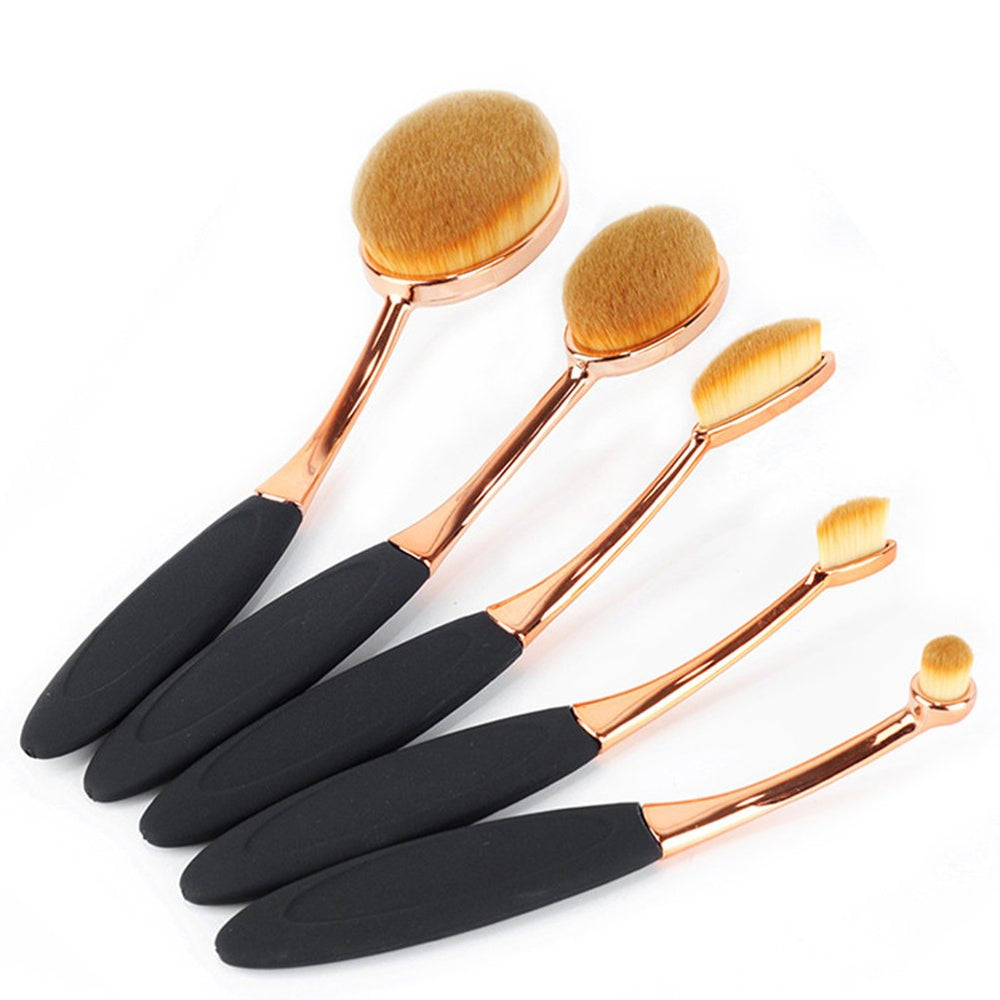 Yoseng eyeshadow blending brush for soft, professional-looking lids.