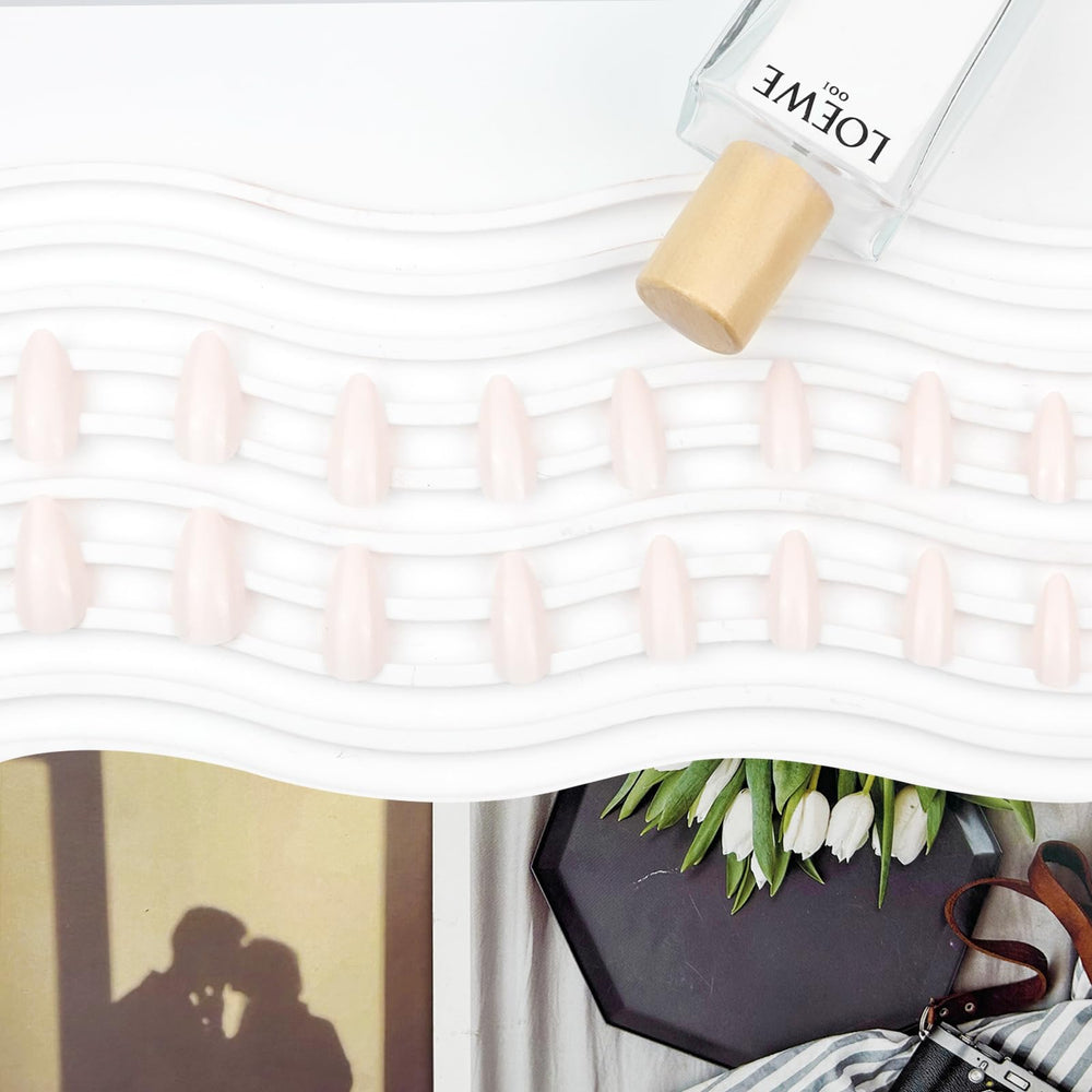YOSOMMK reusable acrylic nails endure daily wear with salon-like shine