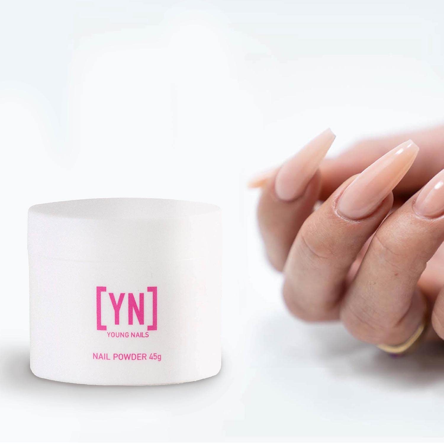 Young Nails Acrylic Core Powder blanco, brillo y definición para un look elegante