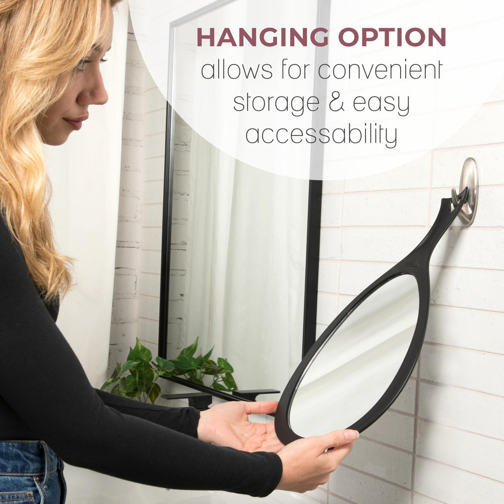 Zadro large hanging option on the handle keeps the mirror within reach.