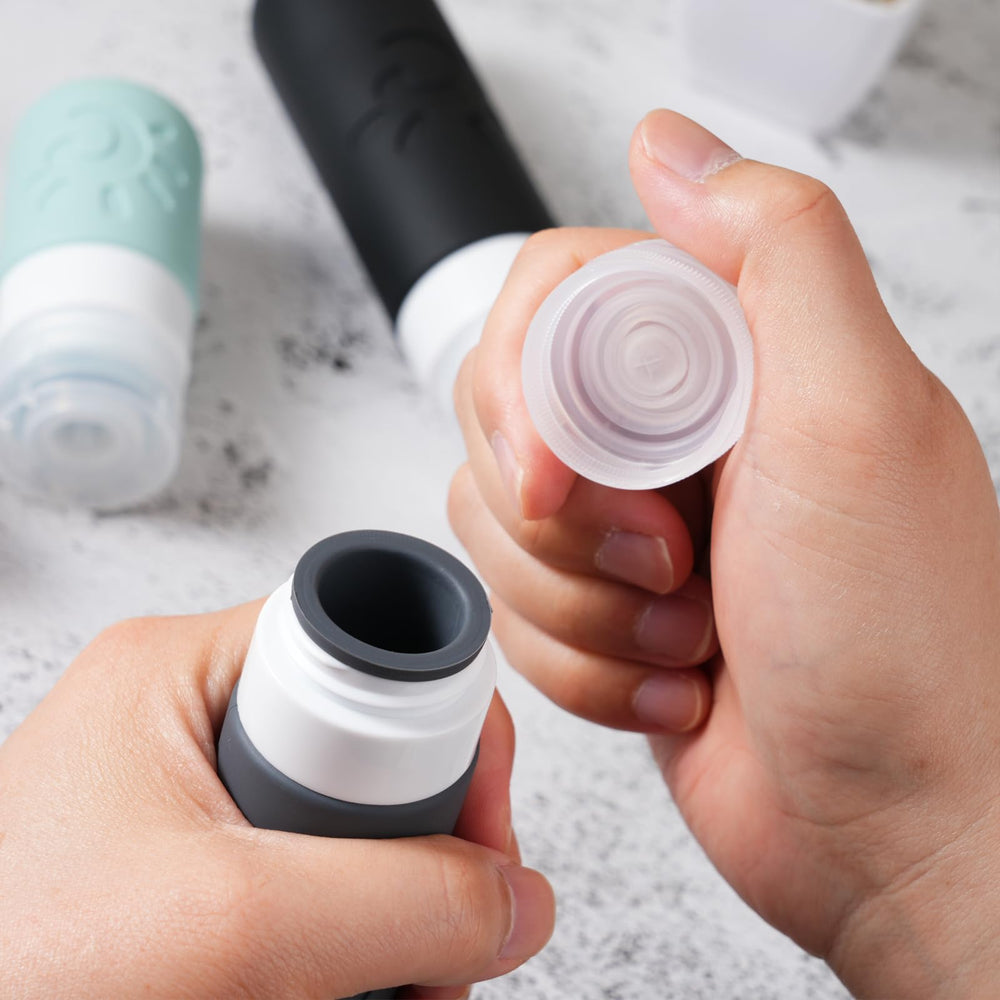 Zafit refillable cosmetic containers reduce waste and simplify replenishment on the go.