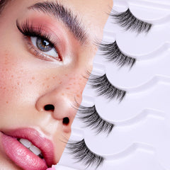 Zanlufly Half Lashes deliver a natural wispy look for everyday wear.
