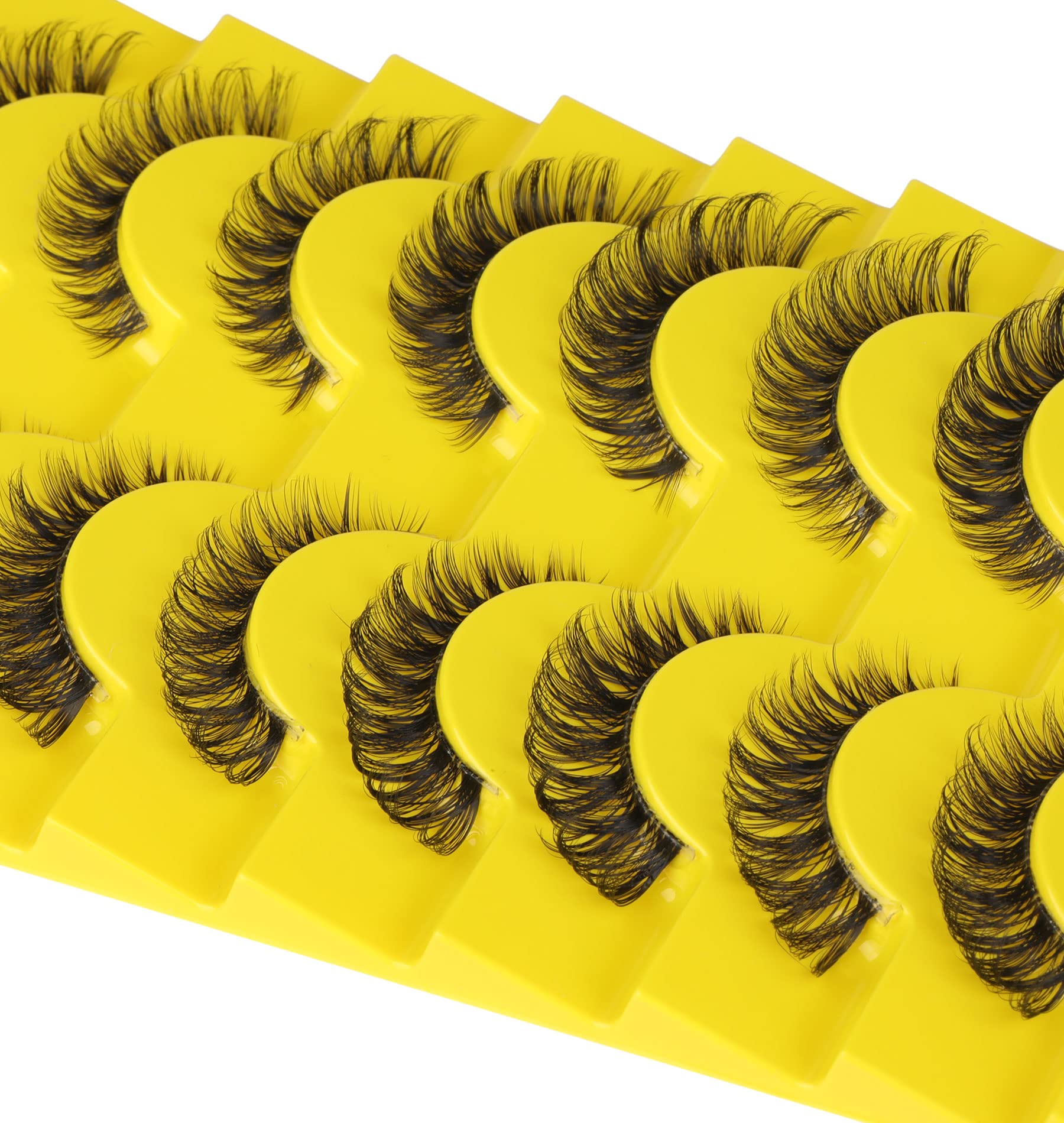 Zanlufly lightweight lashes with soft band for comfortable wear