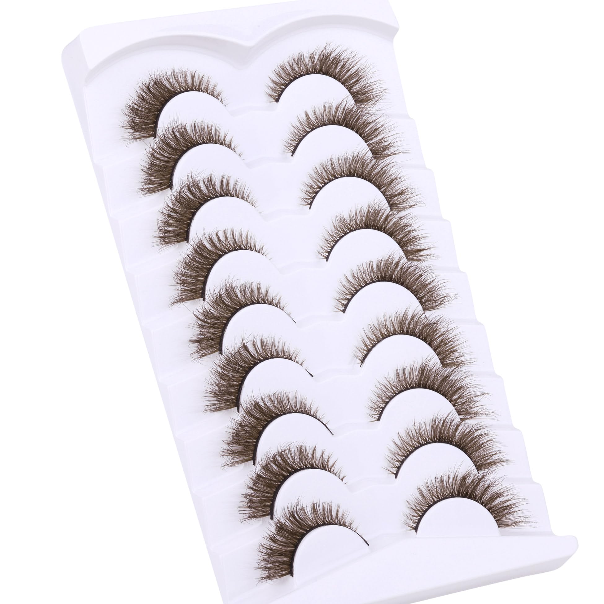 Zegaine fox eye lashes provide dramatic, elongated look