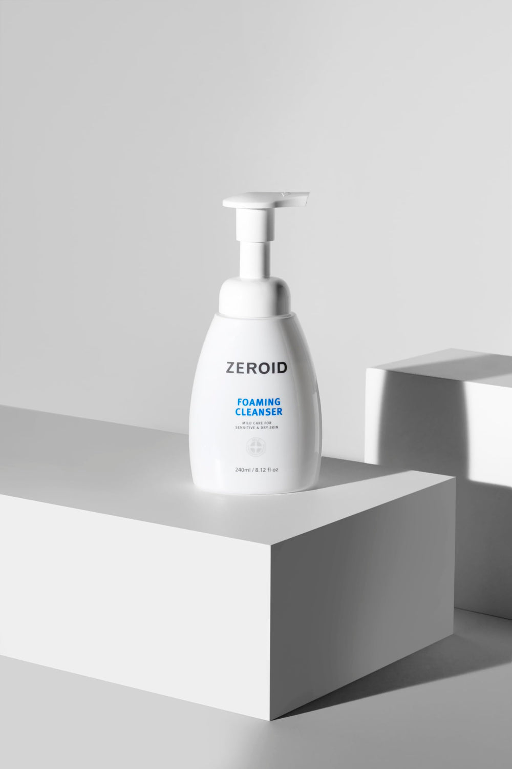 ZEROID sensación suave e hidratante tras la limpieza.
