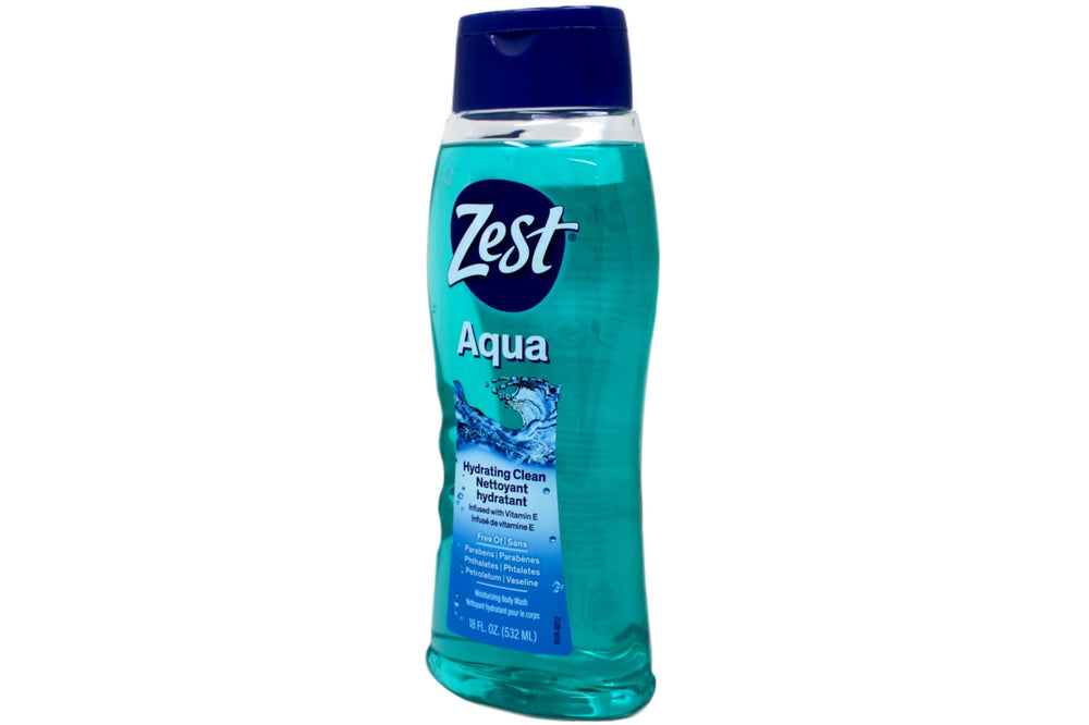 Zest Hydrating Body Wash Aqua close-up foam demonstrates rich lather.