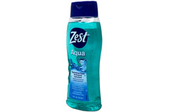 Zest Hydrating Body Wash Aqua close-up foam demonstrates rich lather.