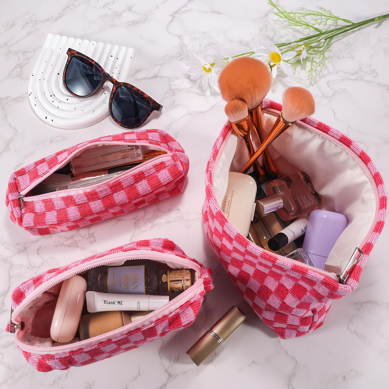 ZLFSRQ medium pencil case ideal for pens, brushes, and cosmetics.
